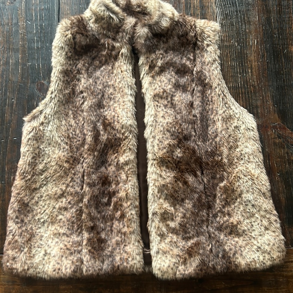 Ashro Faux Fur Vest-Size 16